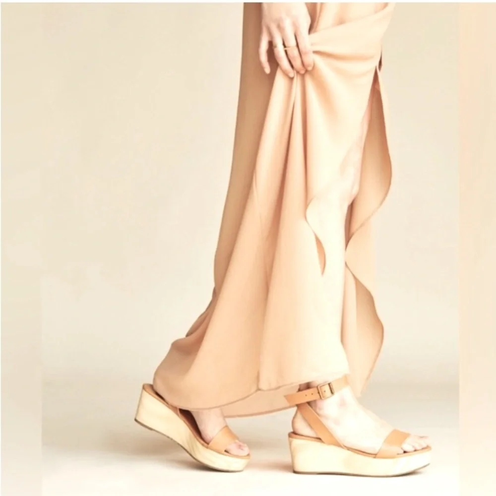 Nisolo Sarita Buff Leather Wedge Wooden Platform Strappy Sandals